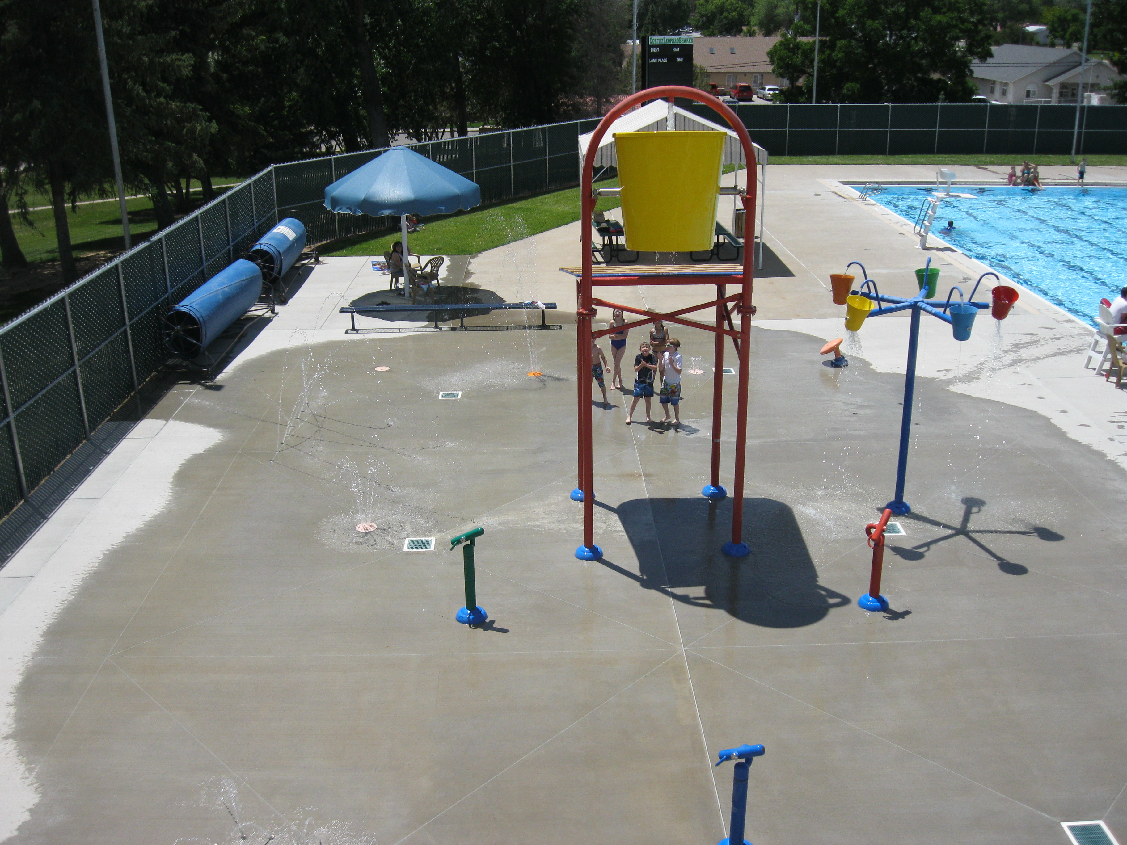 Outdoor Pool Splash Pad